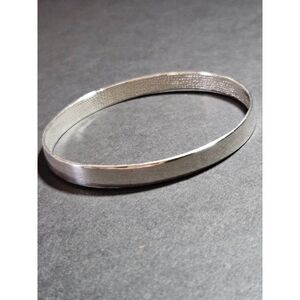 Silver tone bangle bracelet 7.85"